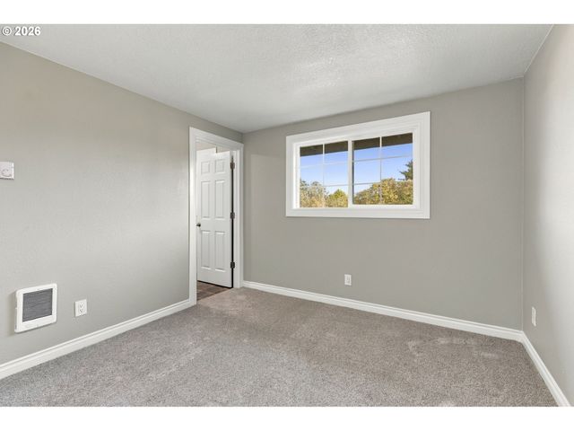 1240 Nw 55TH Loop, Vancouver, WA 98663