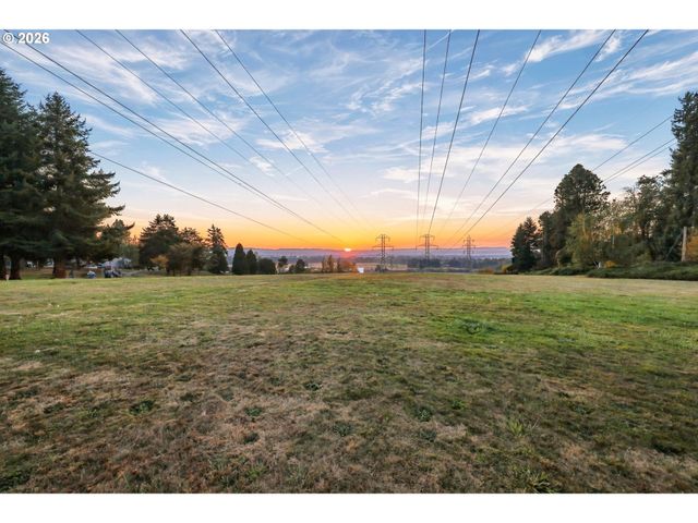 1240 Nw 55TH Loop, Vancouver, WA 98663