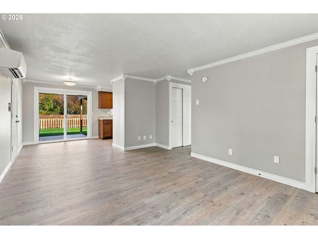 1240 Nw 55TH Loop, Vancouver, WA 98663