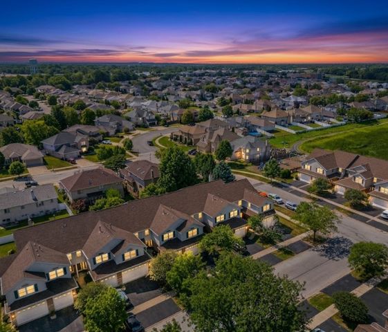 10930 Jodan Drive, Oak Lawn, IL 60453