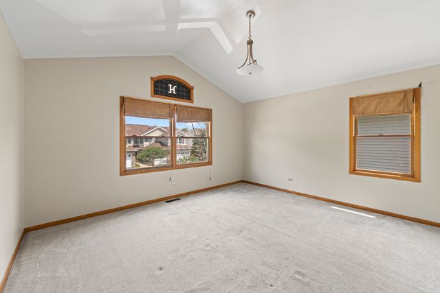 10930 Jodan Drive, Oak Lawn, IL 60453