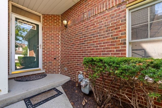 10930 Jodan Drive, Oak Lawn, IL 60453