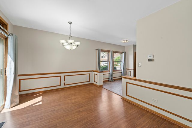 10930 Jodan Drive, Oak Lawn, IL 60453