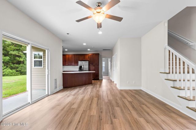 8064 W Highcroft Drive NE, Leland, NC 28451