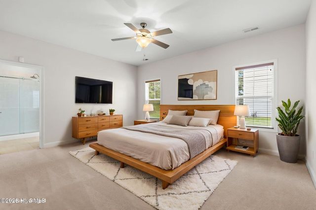 8064 W Highcroft Drive NE, Leland, NC 28451
