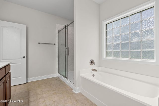 8064 W Highcroft Drive NE, Leland, NC 28451