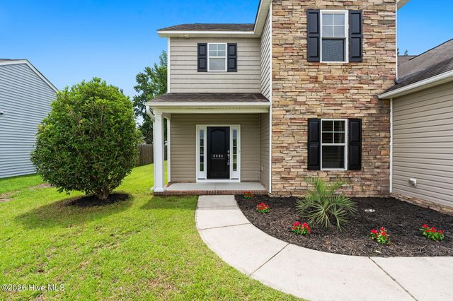 8064 W Highcroft Drive NE, Leland, NC 28451