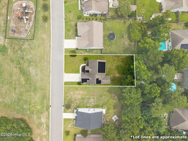 8064 W Highcroft Drive NE, Leland, NC 28451