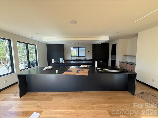 620 Cross Trail Drive, Charlotte, NC 28204