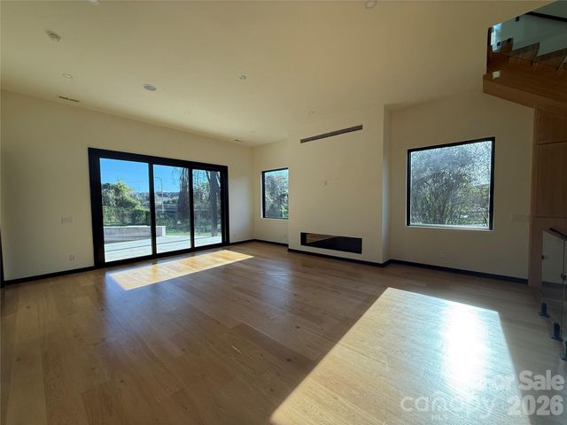 620 Cross Trail Drive, Charlotte, NC 28204