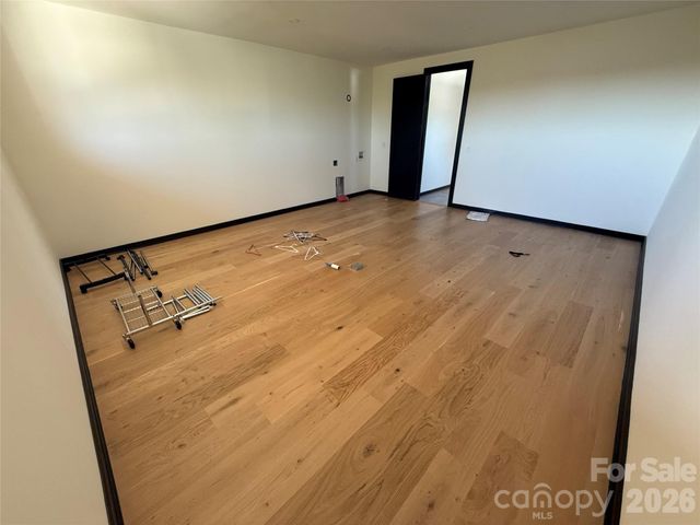 620 Cross Trail Drive, Charlotte, NC 28204