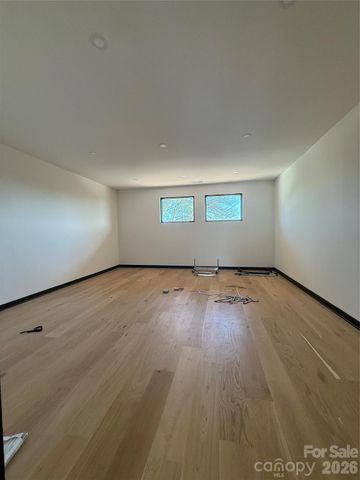 620 Cross Trail Drive, Charlotte, NC 28204