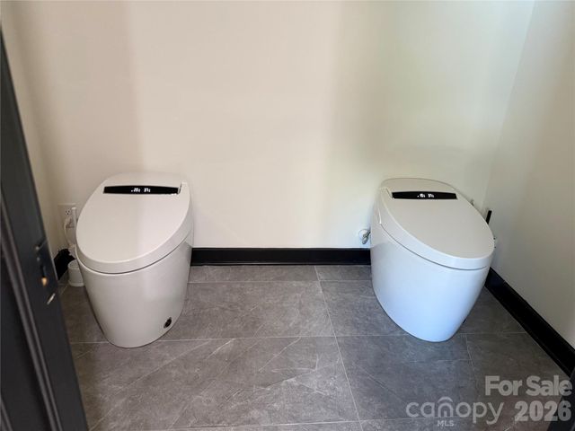 620 Cross Trail Drive, Charlotte, NC 28204