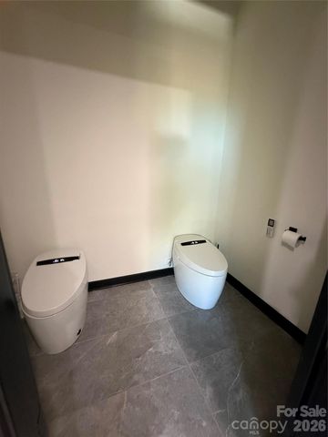 620 Cross Trail Drive, Charlotte, NC 28204