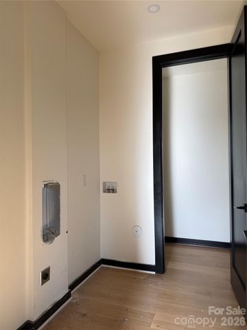 620 Cross Trail Drive, Charlotte, NC 28204