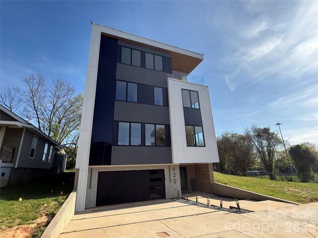 620 Cross Trail Drive, Charlotte, NC 28204