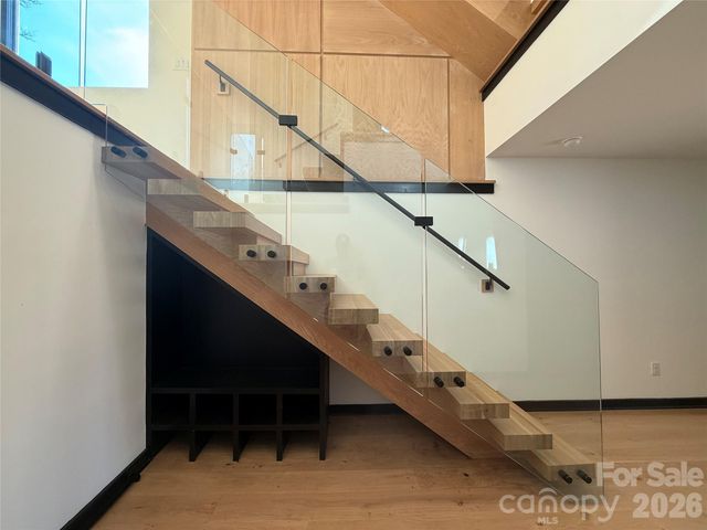 620 Cross Trail Drive, Charlotte, NC 28204