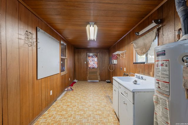 450 Westminster, San Antonio, TX 78228