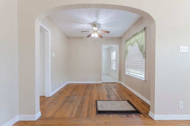 450 Westminster, San Antonio, TX 78228