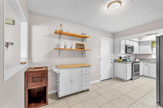 4116 HELENE DRIVE, Valrico, FL 33594