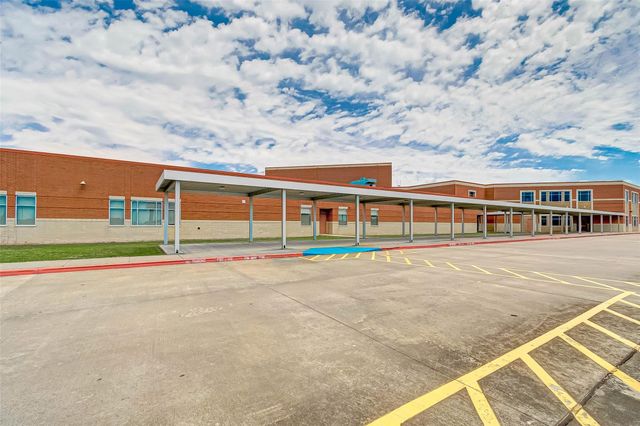 4492 Gran Canary Drive, League City, TX 77573