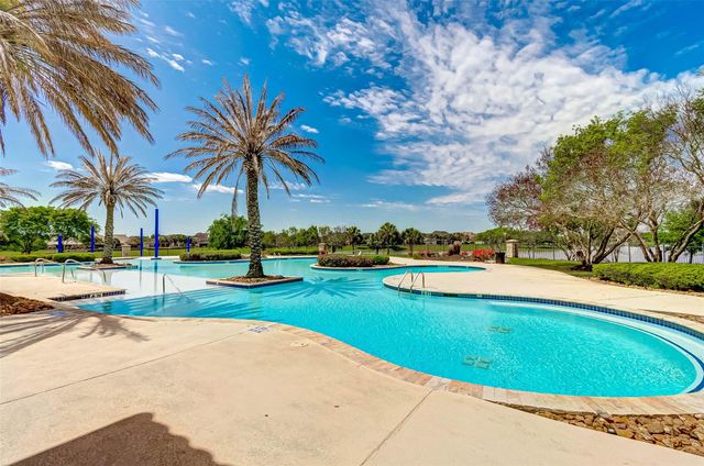 4492 Gran Canary Drive, League City, TX 77573