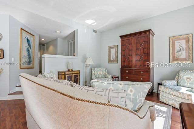 3 Shelter Cove Ln Apt 7434, Hilton Head Island, SC 29928