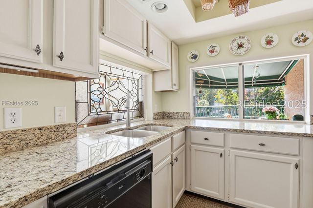 3 Shelter Cove Ln Apt 7434, Hilton Head Island, SC 29928