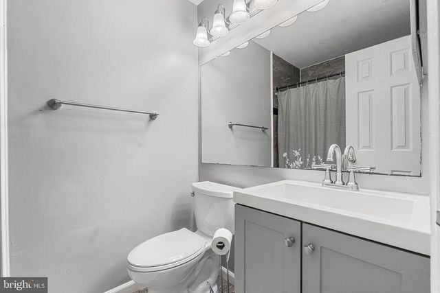 106 BIRCH HOLLOW DR, Bordentown, NJ 08505
