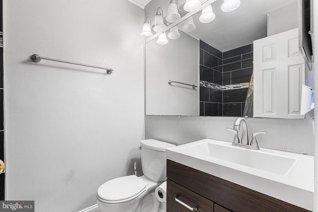 106 BIRCH HOLLOW DR, Bordentown, NJ 08505