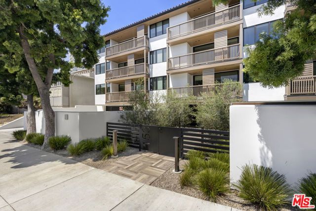153 San Vicente Boulevard 4G, Santa Monica, CA 90402