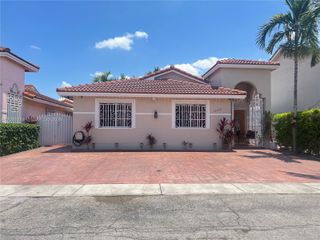 12377 NW 97th Pl 12377, Hialeah Gardens, FL 33018