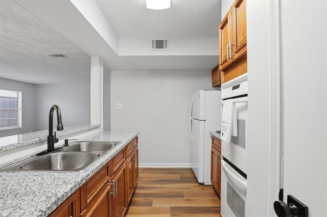 11647 Sabo Road, Houston, TX 77089