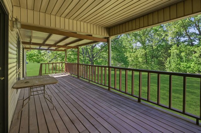 356 Old Lexington Hwy, Parsons, TN 38363