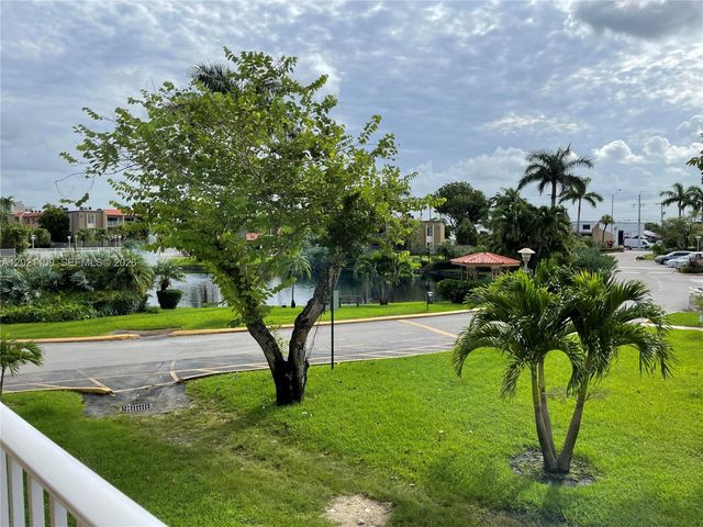 4920 NW 79th Ave 212, Doral, FL 33166