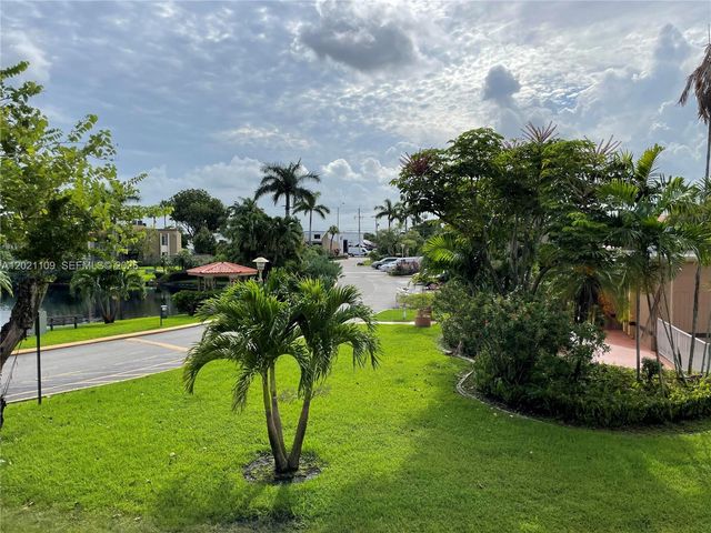 4920 NW 79th Ave 212, Doral, FL 33166