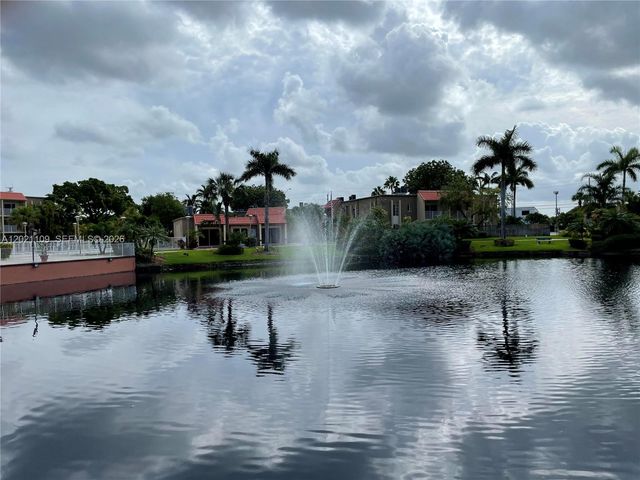 4920 NW 79th Ave 212, Doral, FL 33166