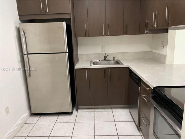 4920 NW 79th Ave 212, Doral, FL 33166