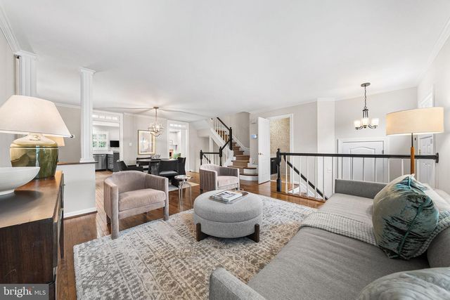 1132 QUAKER HILL CT, Alexandria, VA 22314