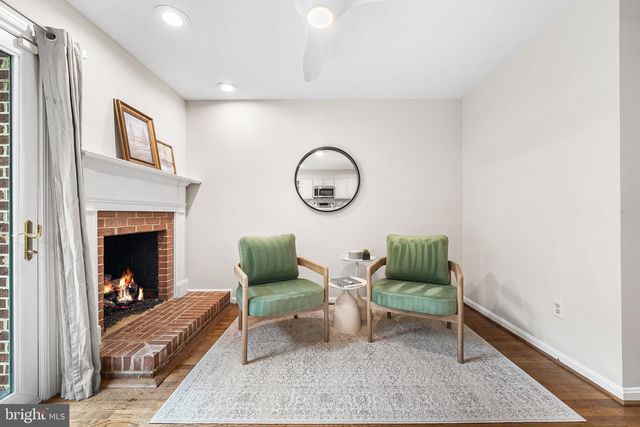 1132 QUAKER HILL CT, Alexandria, VA 22314