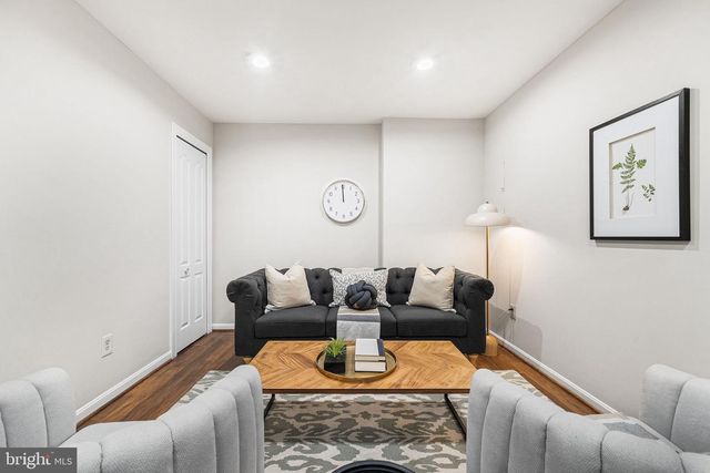 1132 QUAKER HILL CT, Alexandria, VA 22314
