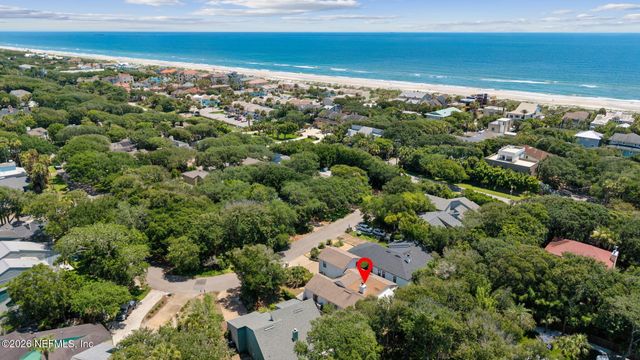 330 GARDEN Lane, Atlantic Beach, FL 32233
