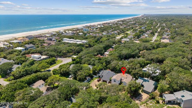 330 GARDEN Lane, Atlantic Beach, FL 32233