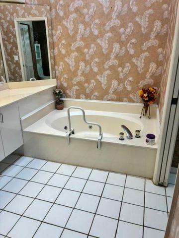 9919 MALVERN Drive, Tamarac, FL 33321