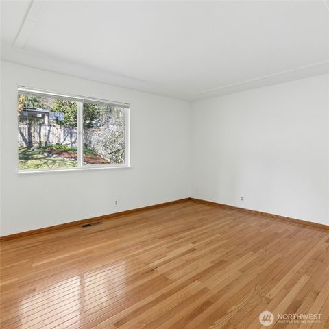 2805 183rd Avenue NE, Redmond, WA 98052