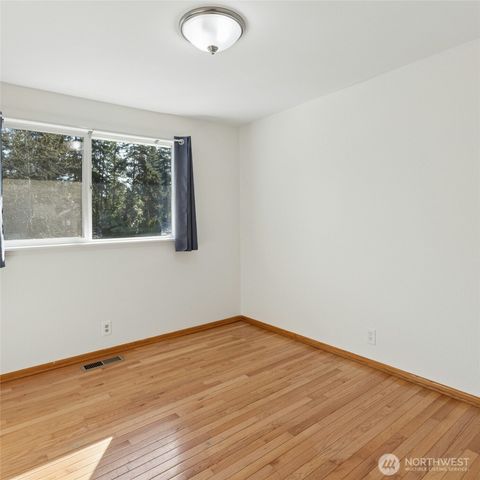 2805 183rd Avenue NE, Redmond, WA 98052