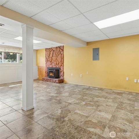 2805 183rd Avenue NE, Redmond, WA 98052