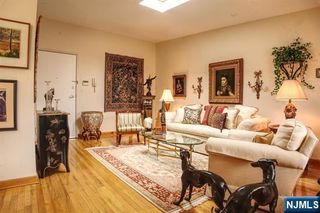 416 68th Street 12, Guttenberg, NJ 07093