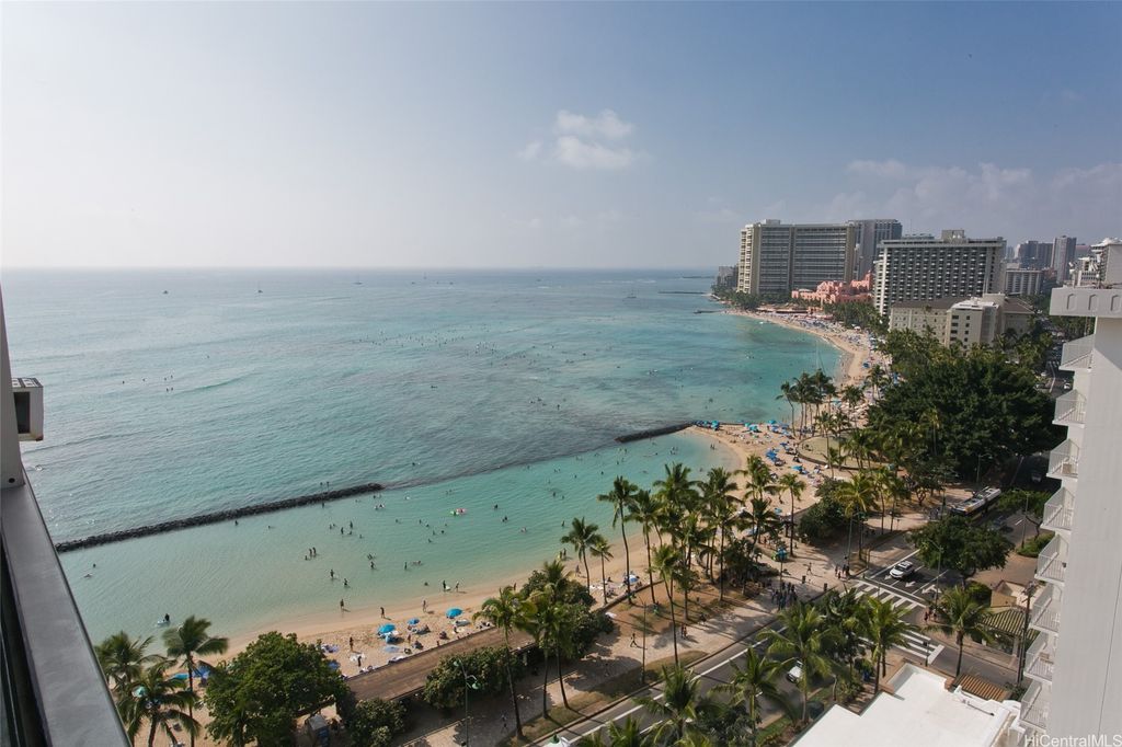 2500 Kalakaua Avenue 1803, Honolulu, HI 96815