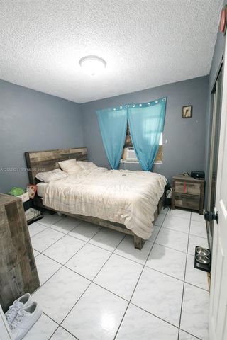 10221 SW 169th St, Miami, FL 33157